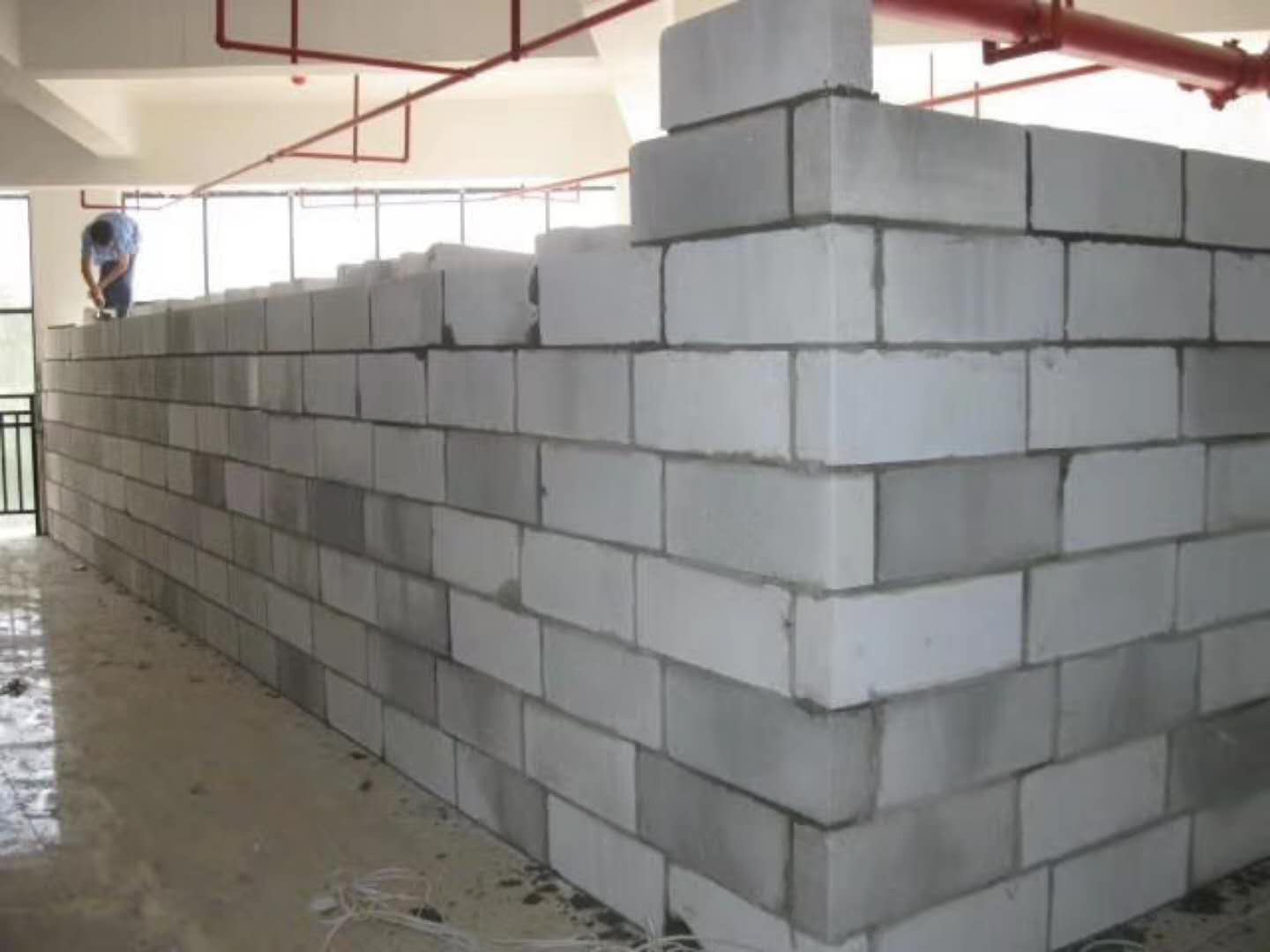 吴堡蒸压加气混凝土砌块承重墙静力和抗震性能的研究